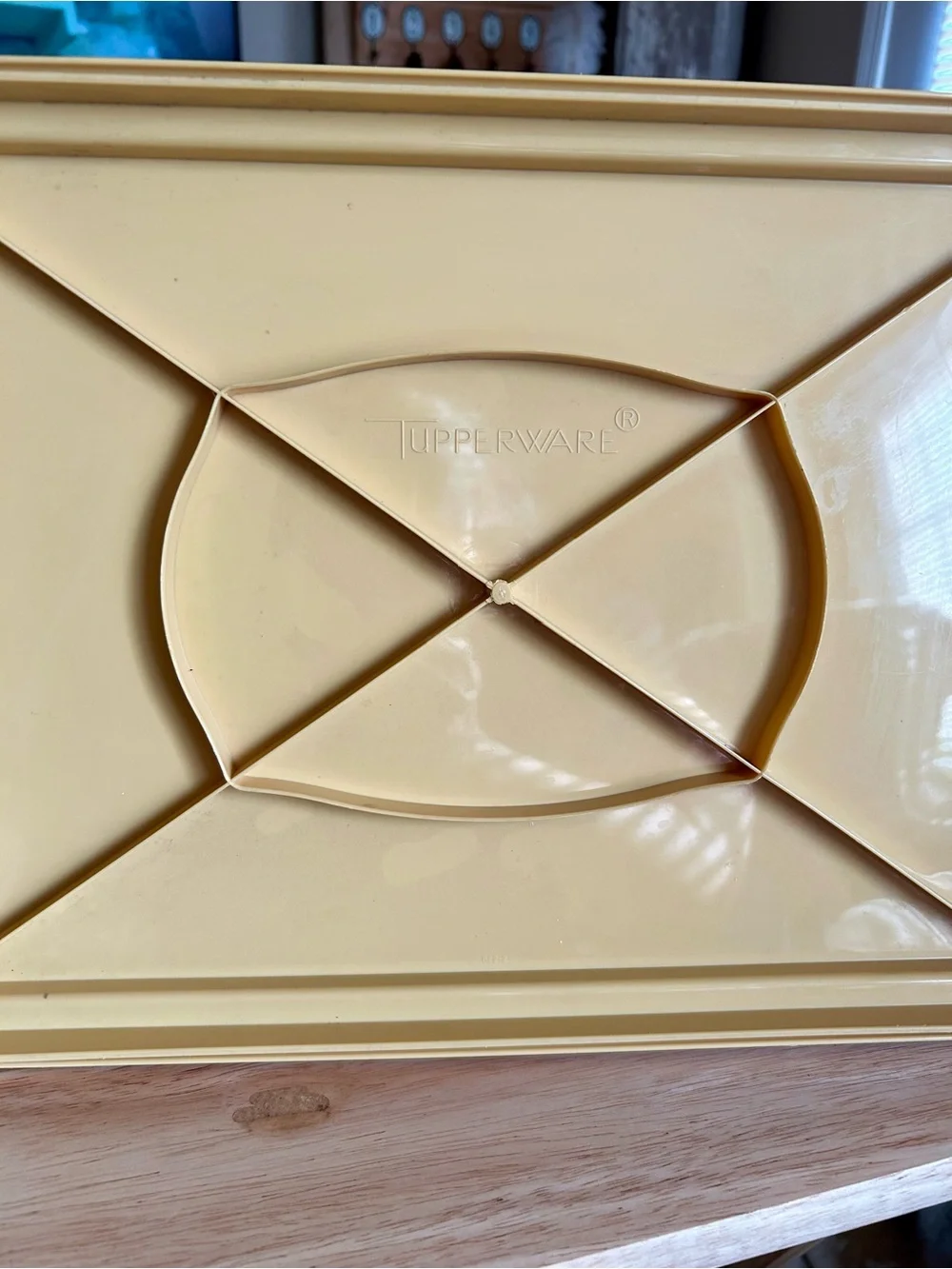 Vintage Tupperware Rectangular Sheet Cake Carrier Harvest Gold 3pc Set EXCELLENT